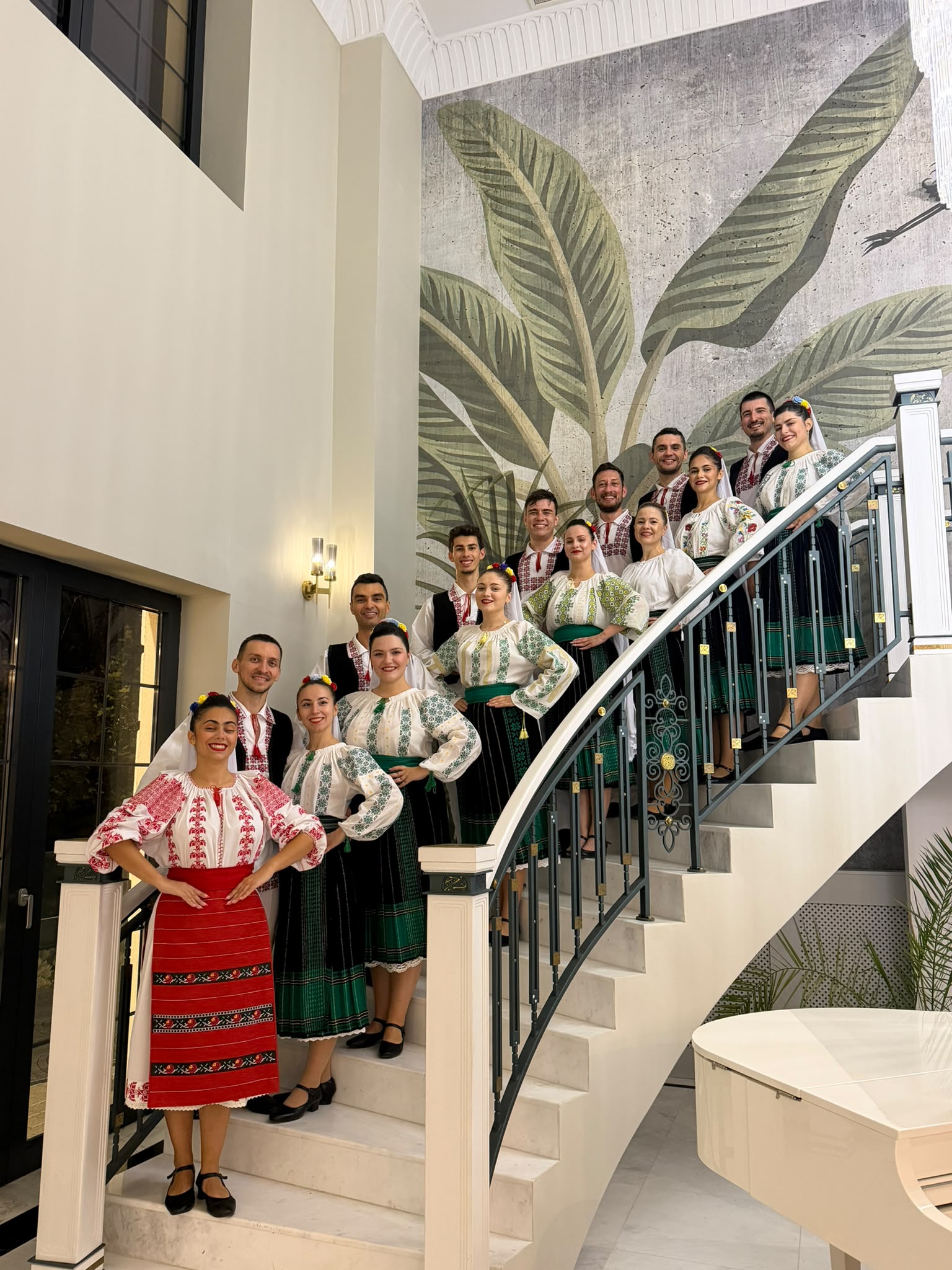 💃 Ringul a fost plin! O seară autentică la Ramatuelle, sala Nuvelle